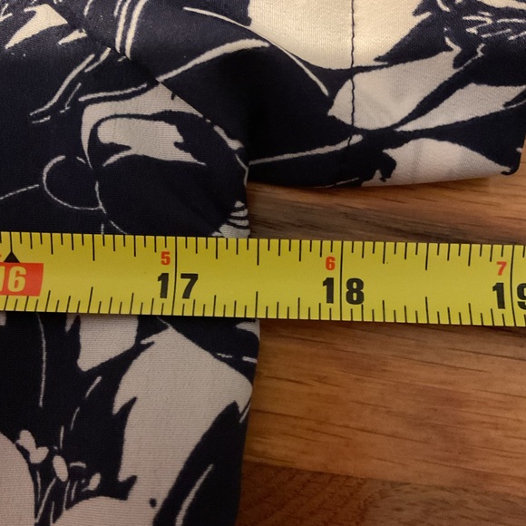 J. Crew Dress Navy/White Floral Shift Dress - Size 0 - Picture 9 of 10